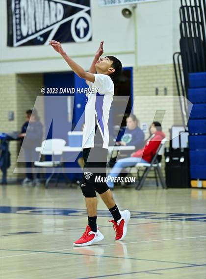 Thumbnail 2 in JV: Hinkley vs Kennedy photogallery.