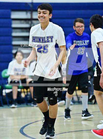 Thumbnail 2 in JV: Hinkley vs Kennedy photogallery.