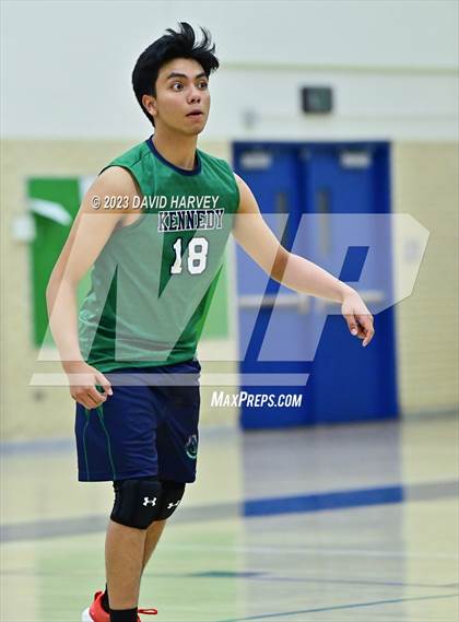 Thumbnail 3 in JV: Hinkley vs Kennedy photogallery.