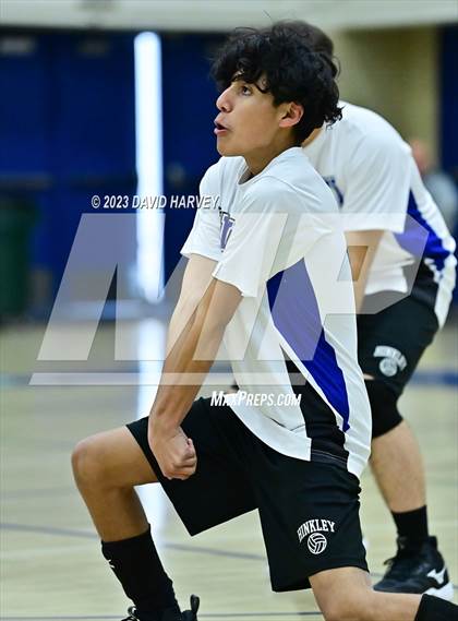 Thumbnail 1 in JV: Hinkley vs Kennedy photogallery.