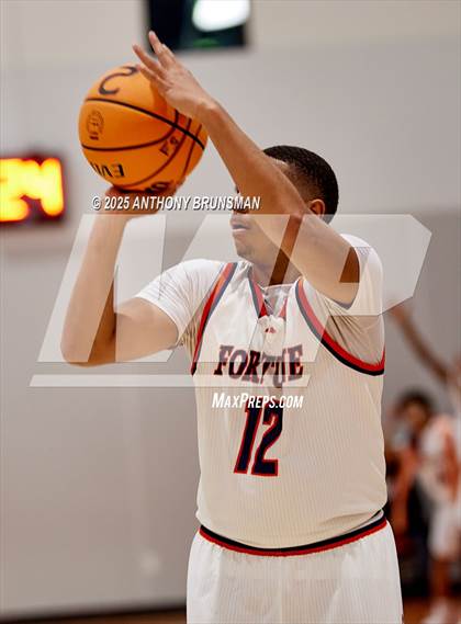 Thumbnail 1 in International @ Fortune Early College (CIF NorCal D5 Final) photogallery.