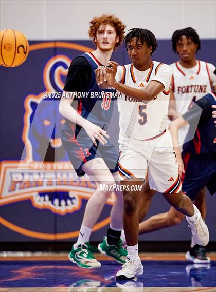 Thumbnail 1 in International @ Fortune Early College (CIF NorCal D5 Final) photogallery.