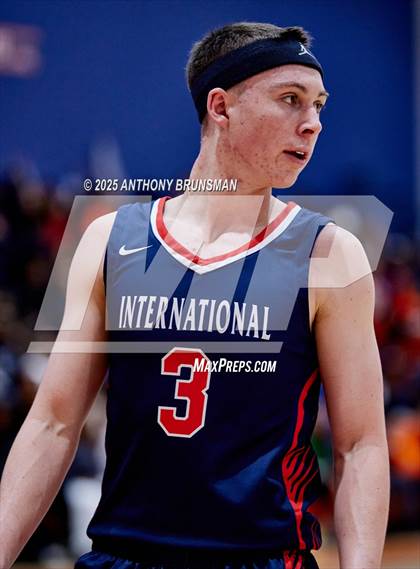Thumbnail 3 in International @ Fortune Early College (CIF NorCal D5 Final) photogallery.