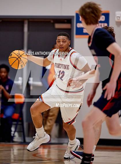 Thumbnail 2 in International @ Fortune Early College (CIF NorCal D5 Final) photogallery.