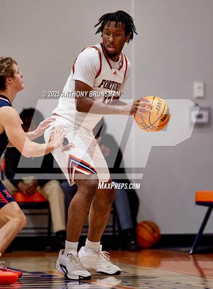 Thumbnail 2 in International @ Fortune Early College (CIF NorCal D5 Final) photogallery.