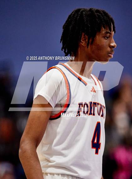 Thumbnail 3 in International @ Fortune Early College (CIF NorCal D5 Final) photogallery.