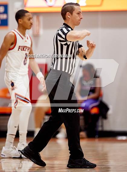 Thumbnail 1 in International @ Fortune Early College (CIF NorCal D5 Final) photogallery.