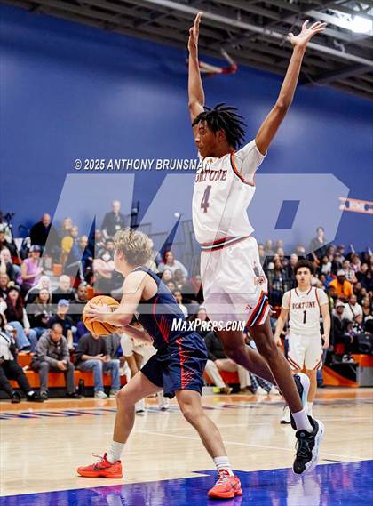 Thumbnail 1 in International @ Fortune Early College (CIF NorCal D5 Final) photogallery.