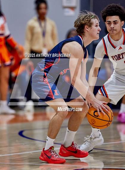 Thumbnail 1 in International @ Fortune Early College (CIF NorCal D5 Final) photogallery.