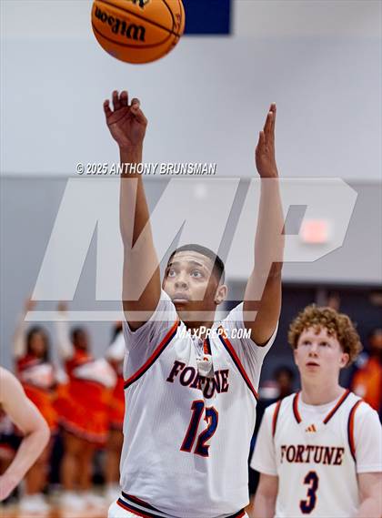 Thumbnail 2 in International @ Fortune Early College (CIF NorCal D5 Final) photogallery.