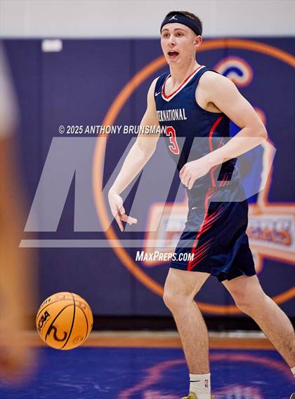 Thumbnail 2 in International @ Fortune Early College (CIF NorCal D5 Final) photogallery.