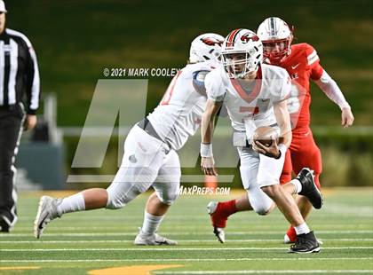 Thumbnail 1 in Rusk vs. Bellville (UIL 5A D1 Area Playoff) photogallery.