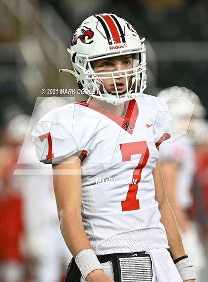 Thumbnail 2 in Rusk vs. Bellville (UIL 5A D1 Area Playoff) photogallery.