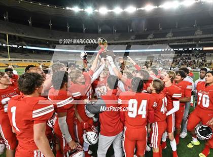 Thumbnail 1 in Rusk vs. Bellville (UIL 5A D1 Area Playoff) photogallery.