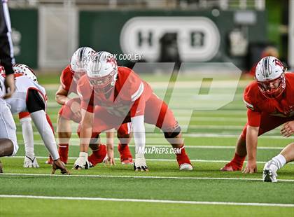 Thumbnail 1 in Rusk vs. Bellville (UIL 5A D1 Area Playoff) photogallery.