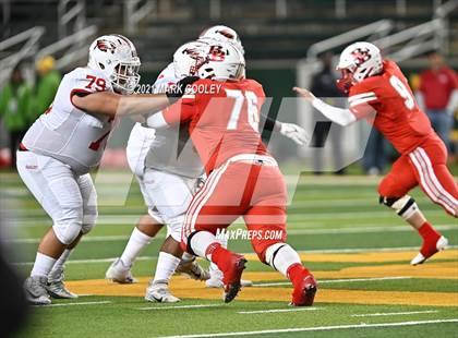 Thumbnail 3 in Rusk vs. Bellville (UIL 5A D1 Area Playoff) photogallery.