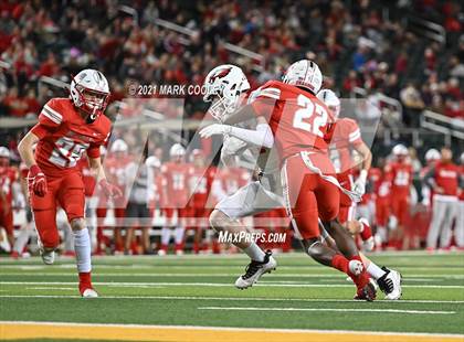 Thumbnail 1 in Rusk vs. Bellville (UIL 5A D1 Area Playoff) photogallery.