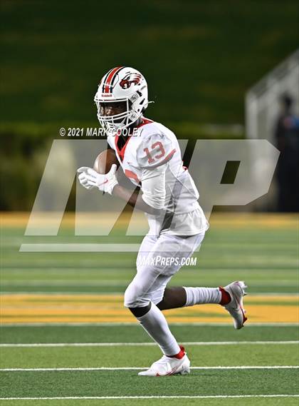 Thumbnail 1 in Rusk vs. Bellville (UIL 5A D1 Area Playoff) photogallery.