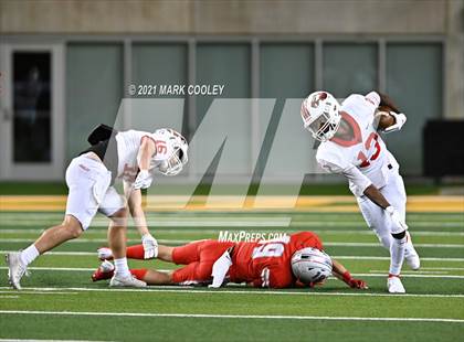 Thumbnail 3 in Rusk vs. Bellville (UIL 5A D1 Area Playoff) photogallery.