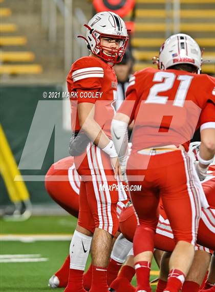 Thumbnail 2 in Rusk vs. Bellville (UIL 5A D1 Area Playoff) photogallery.