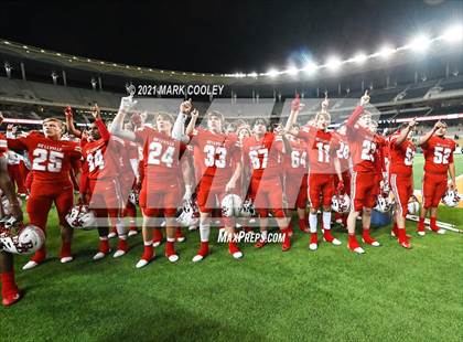 Thumbnail 3 in Rusk vs. Bellville (UIL 5A D1 Area Playoff) photogallery.