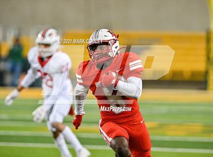 Thumbnail 1 in Rusk vs. Bellville (UIL 5A D1 Area Playoff) photogallery.
