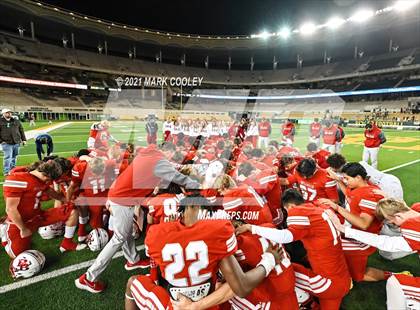 Thumbnail 2 in Rusk vs. Bellville (UIL 5A D1 Area Playoff) photogallery.