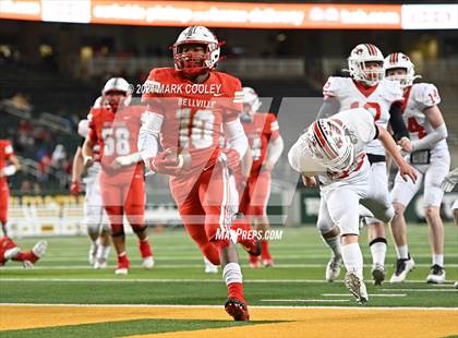 Thumbnail 3 in Rusk vs. Bellville (UIL 5A D1 Area Playoff) photogallery.