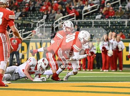 Thumbnail 2 in Rusk vs. Bellville (UIL 5A D1 Area Playoff) photogallery.