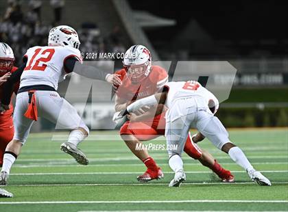 Thumbnail 2 in Rusk vs. Bellville (UIL 5A D1 Area Playoff) photogallery.