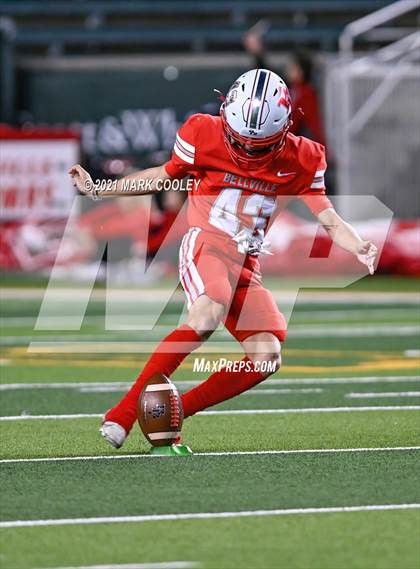Thumbnail 2 in Rusk vs. Bellville (UIL 5A D1 Area Playoff) photogallery.