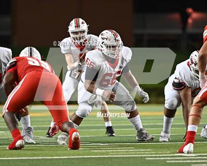 Thumbnail 1 in Rusk vs. Bellville (UIL 5A D1 Area Playoff) photogallery.