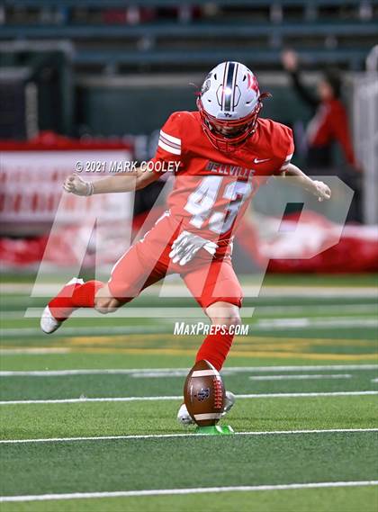 Thumbnail 3 in Rusk vs. Bellville (UIL 5A D1 Area Playoff) photogallery.