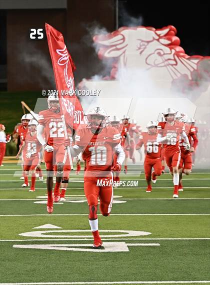 Thumbnail 1 in Rusk vs. Bellville (UIL 5A D1 Area Playoff) photogallery.