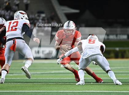 Thumbnail 1 in Rusk vs. Bellville (UIL 5A D1 Area Playoff) photogallery.