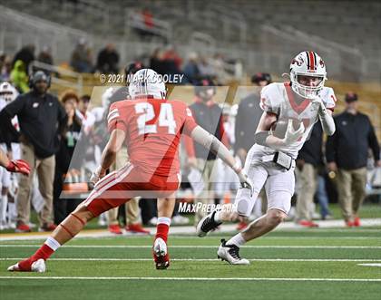 Thumbnail 3 in Rusk vs. Bellville (UIL 5A D1 Area Playoff) photogallery.
