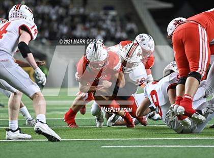 Thumbnail 2 in Rusk vs. Bellville (UIL 5A D1 Area Playoff) photogallery.