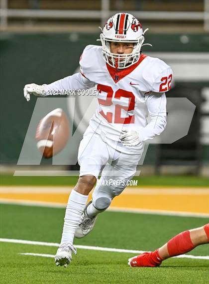 Thumbnail 1 in Rusk vs. Bellville (UIL 5A D1 Area Playoff) photogallery.