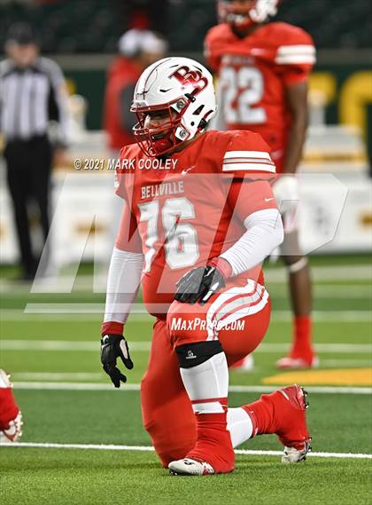 Thumbnail 1 in Rusk vs. Bellville (UIL 5A D1 Area Playoff) photogallery.