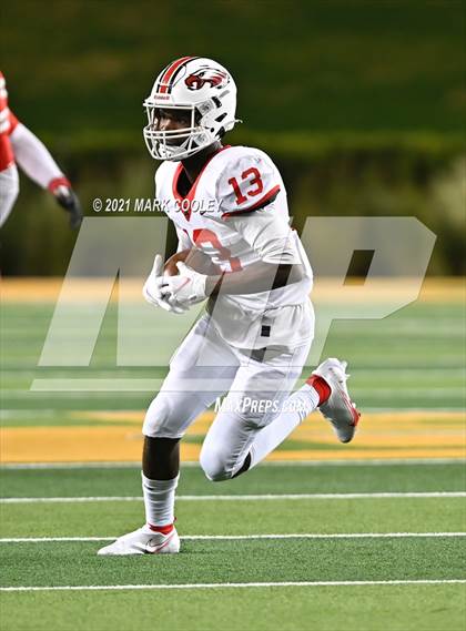 Thumbnail 3 in Rusk vs. Bellville (UIL 5A D1 Area Playoff) photogallery.