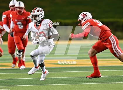 Thumbnail 1 in Rusk vs. Bellville (UIL 5A D1 Area Playoff) photogallery.