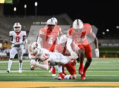 Thumbnail 3 in Rusk vs. Bellville (UIL 5A D1 Area Playoff) photogallery.