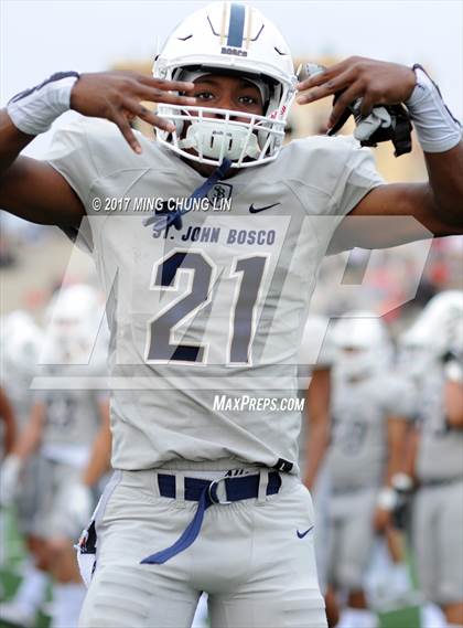 Thumbnail 3 in Dorsey vs. St. John Bosco (Brothers in Arms Classic) photogallery.