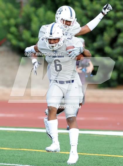 Thumbnail 2 in Dorsey vs. St. John Bosco (Brothers in Arms Classic) photogallery.