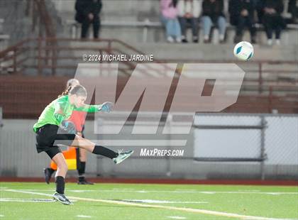 Thumbnail 2 in Curtis vs Woodinville (WIAA 4A Semifinal) photogallery.