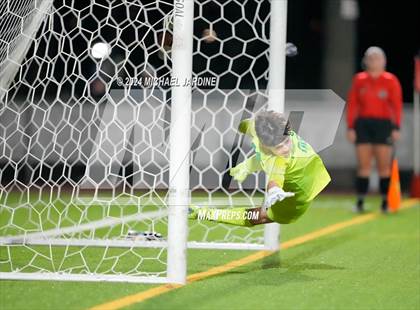 Thumbnail 3 in Curtis vs Woodinville (WIAA 4A Semifinal) photogallery.