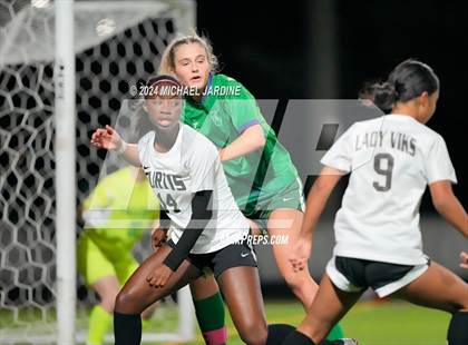 Thumbnail 1 in Curtis vs Woodinville (WIAA 4A Semifinal) photogallery.