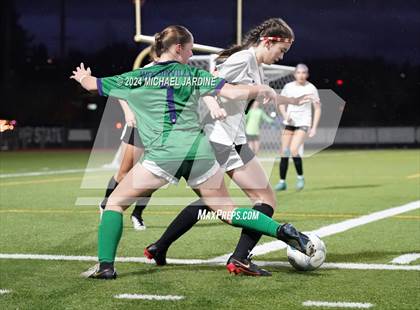 Thumbnail 1 in Curtis vs Woodinville (WIAA 4A Semifinal) photogallery.
