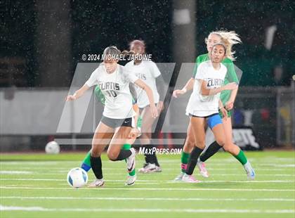 Thumbnail 2 in Curtis vs Woodinville (WIAA 4A Semifinal) photogallery.