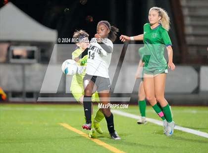Thumbnail 3 in Curtis vs Woodinville (WIAA 4A Semifinal) photogallery.